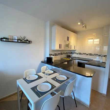 Con Espectacular Vista, Piscinas, Recep 24 Hs Benalmádena